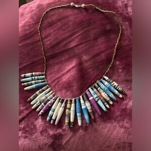 Pretty cylindrical bead necklace